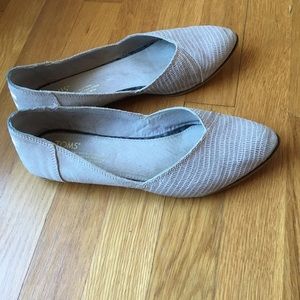TOMS Women’s Jutti Flats